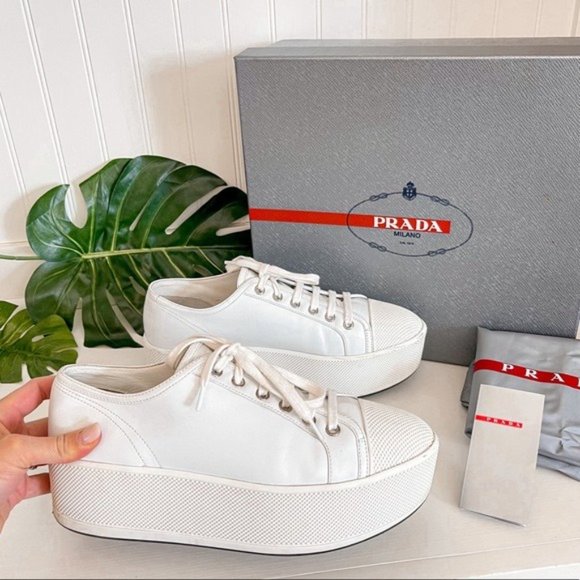 PRADA Sneakers - Picture 2 of 9